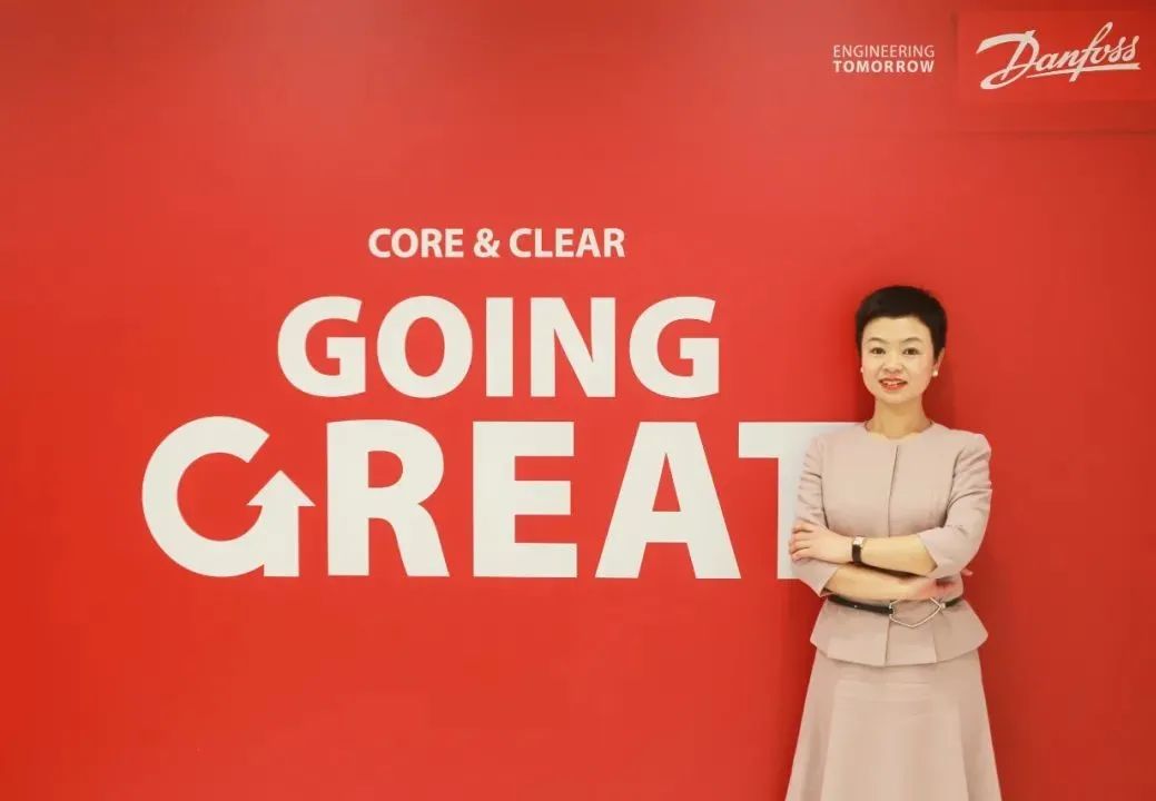 32497d54a596e675fb5c7f87b7e590c6